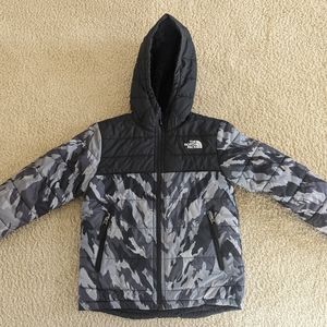 North Face boys reversible puffer hoody jacket Size 7/8